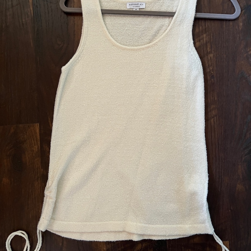 Current Air fuzzy, cream/white tank top